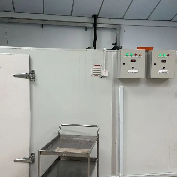 Cold room construction and maintenance